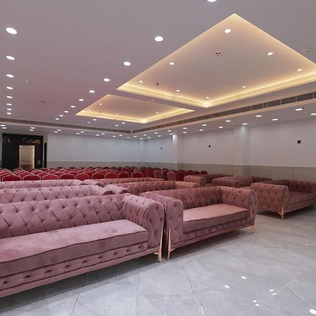 Hotel Snj Taj Grand à Agra  Extérieur photo